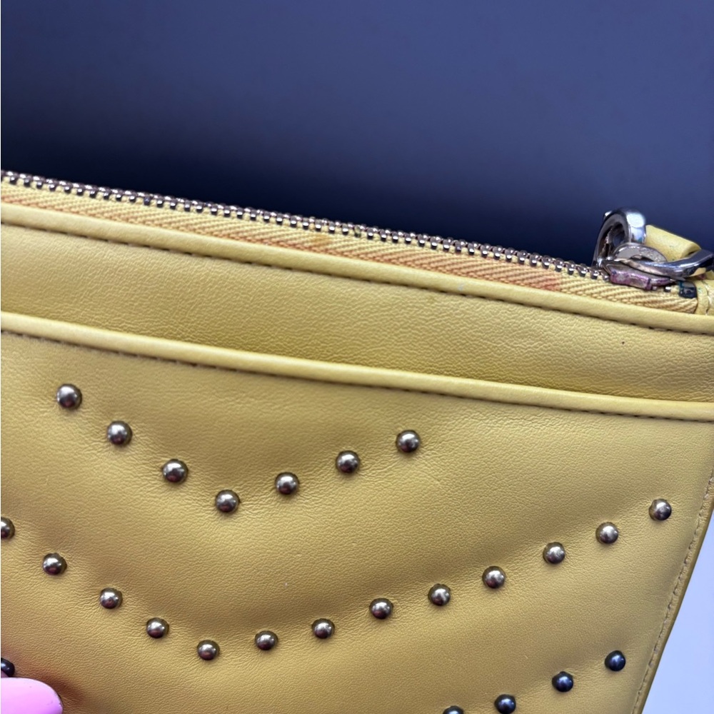 Stuart weitzman pouch - Picture 6 of 7